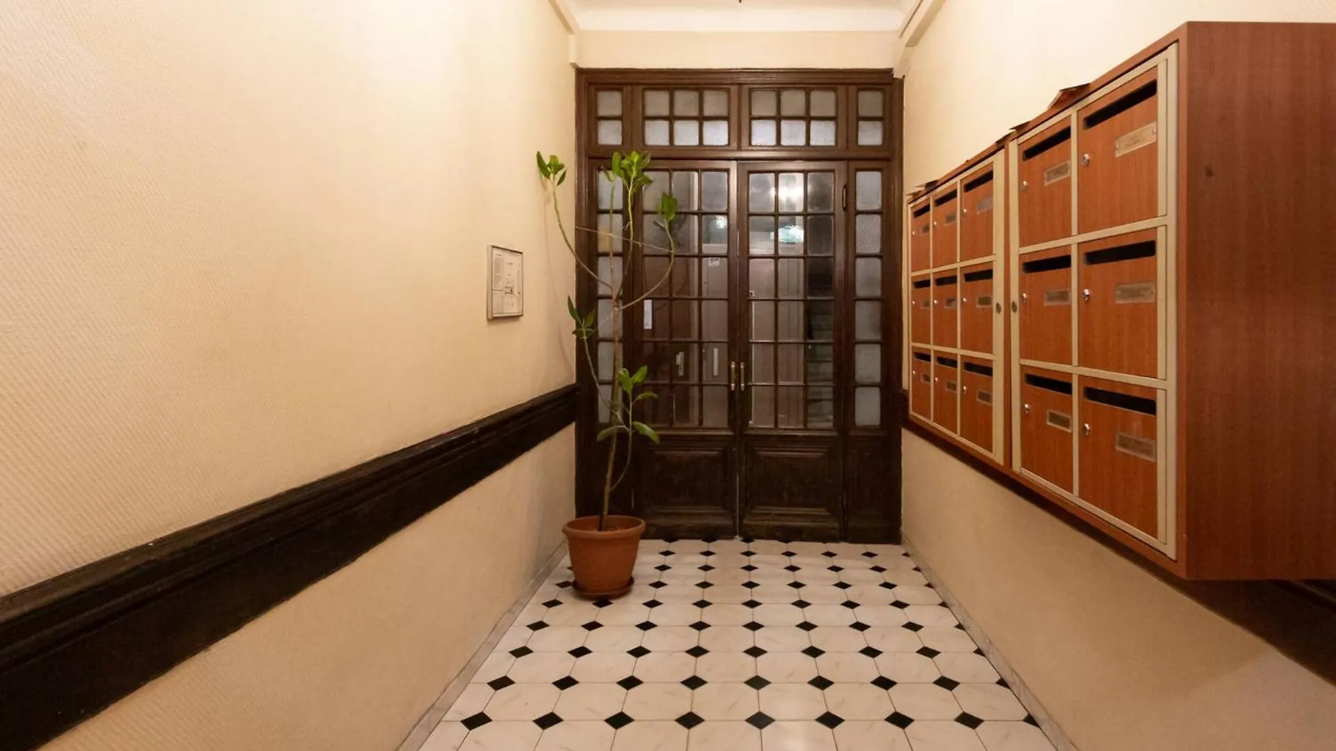 Apartamento Gioa- Studio Avec Balcon, Place Garibaldi -Paillon Niza Francia