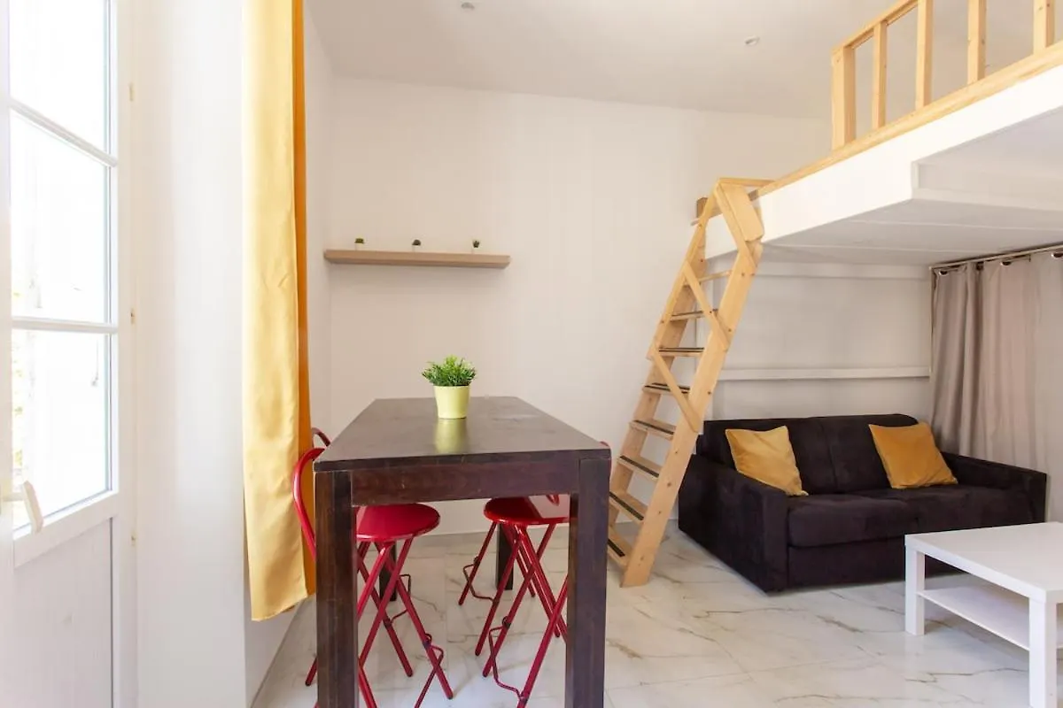 Gioa- Studio Avec Balcon, Place Garibaldi -Paillon Nice France