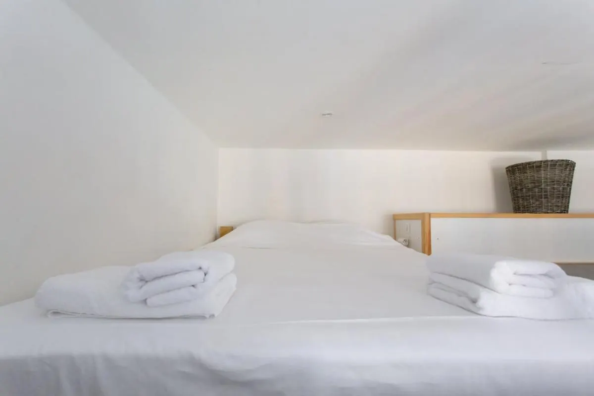 Apartment Gioa- Studio Avec Balcon, Place Garibaldi -Paillon Nice France