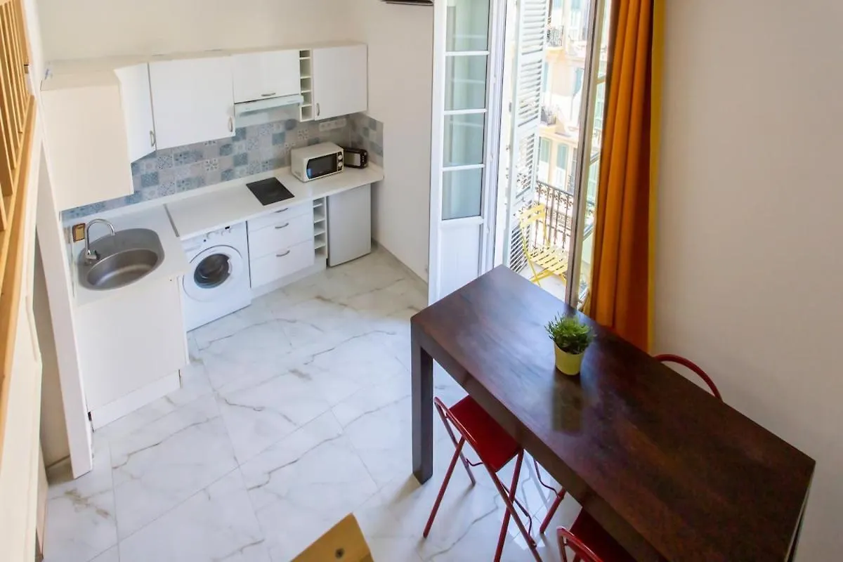Apartment Gioa- Studio Avec Balcon, Place Garibaldi -Paillon Nice